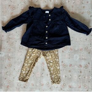 Jamie Kay Fall outfit / navy blouse and floral leggings